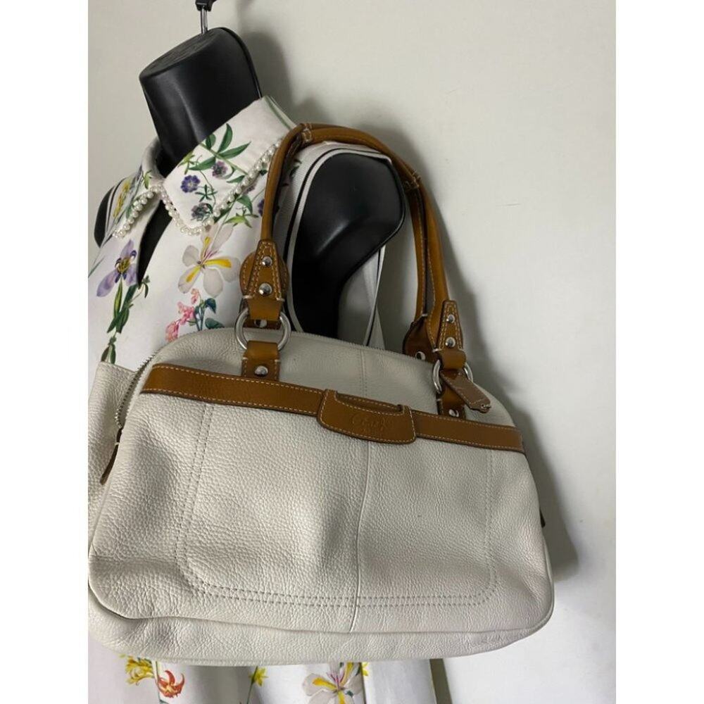 Coach Leather Medium Size White Brown Shoulder Bag - Picture 14 of 15